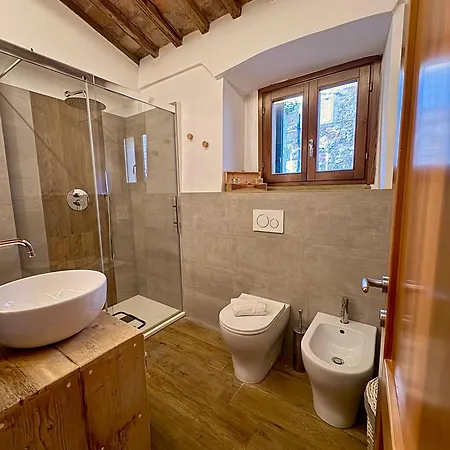 Bouganville Guest house *